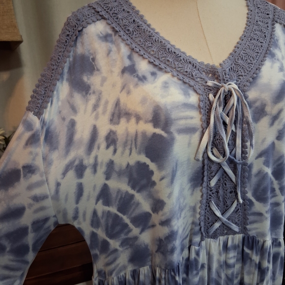 French Laundry Vintage Womens Chrocheted Trim and Tie Front Top Size Large - Picture 4 of 10